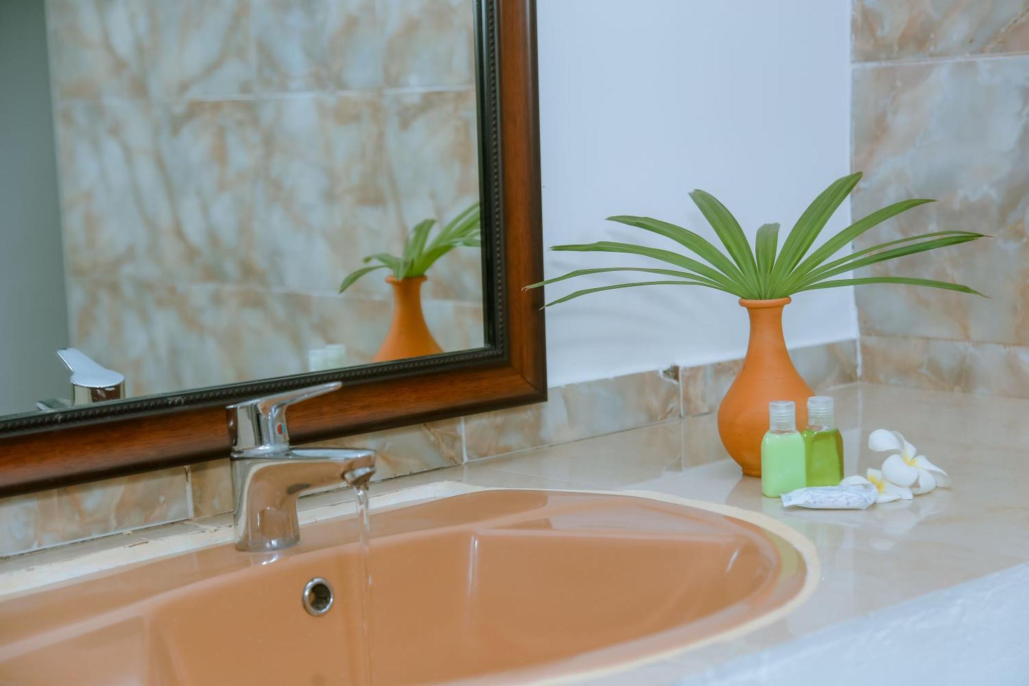 Hotel Anchorage Mirissa Zewnętrze zdjęcie